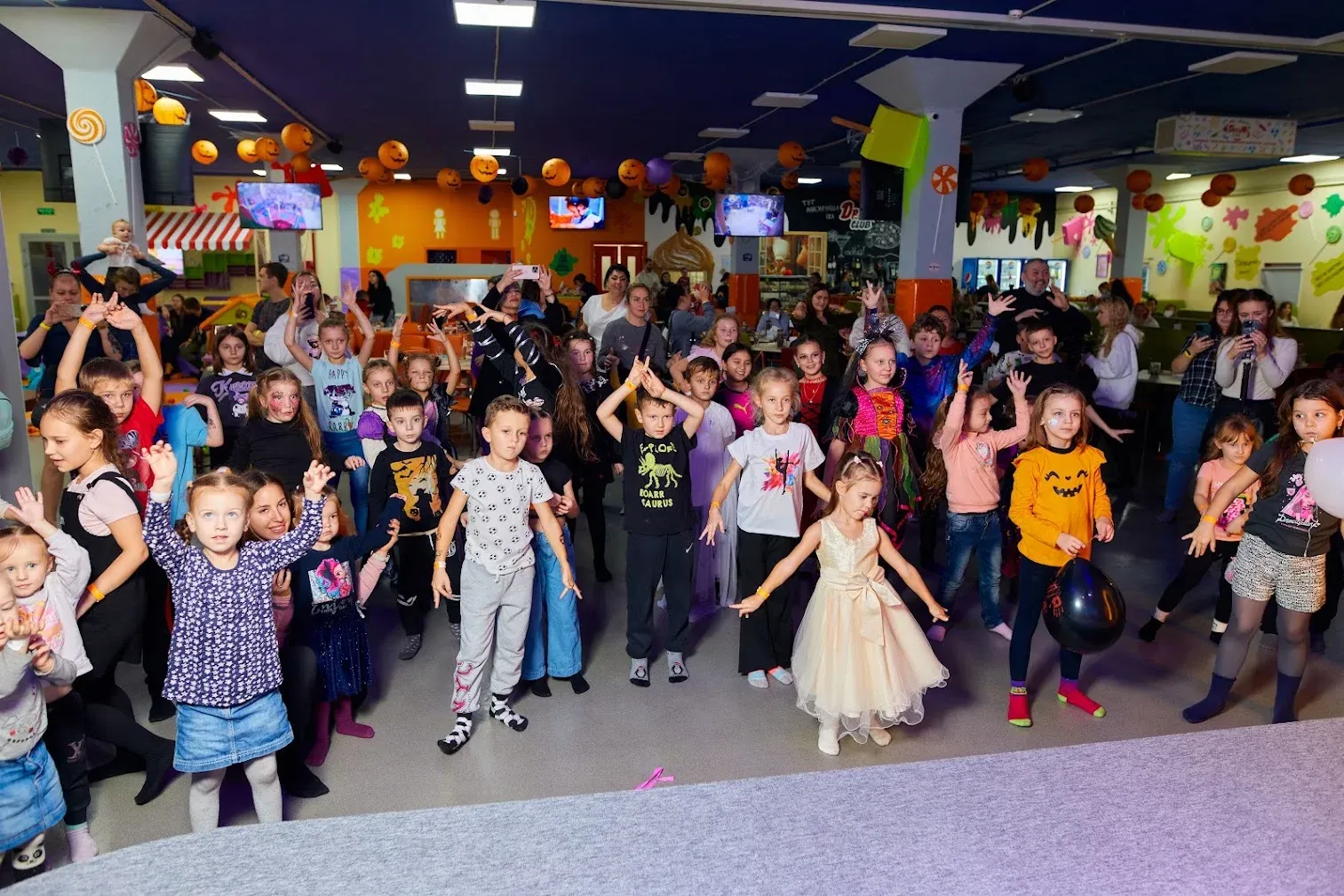 Святкова програма для гостей Dream Club