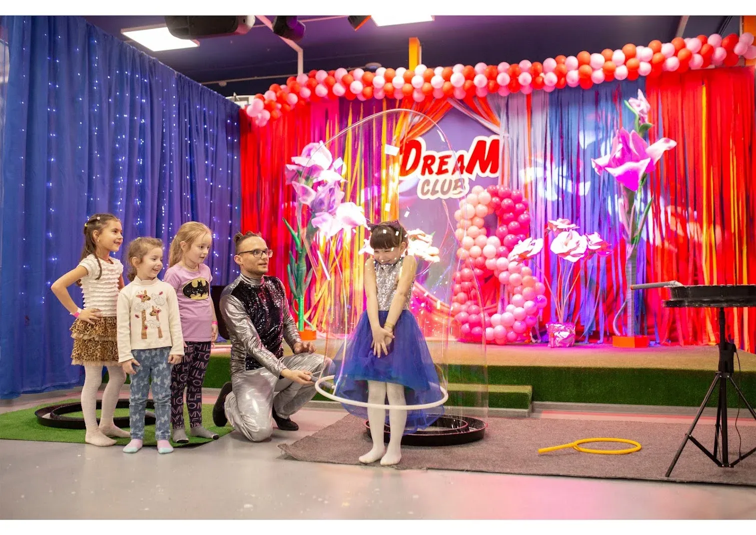 Святкування дня народження на сцені Dream Club